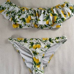 Lemon print bathing suit set